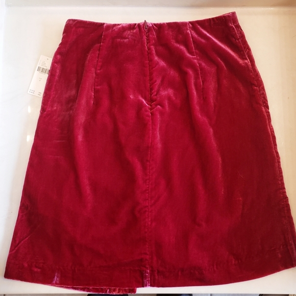 Anthropologie Velvet Skirt size 6 NWT - Picture 2 of 4